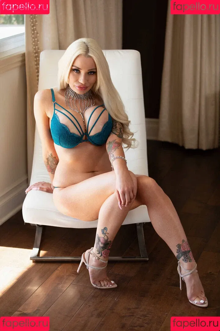 PORTIAPARISXXX / Portia Paris / jadoreportia / ladventurer Onlyfans Photo Gallery 