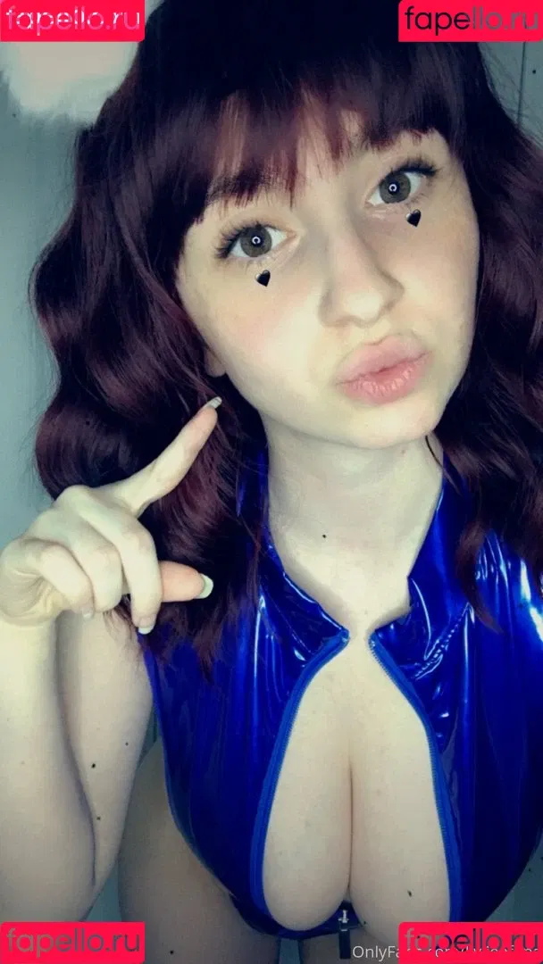 KylieeOW / kylieefans Onlyfans Photo Gallery 