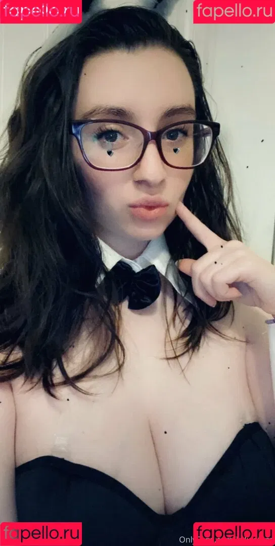 KylieeOW / kylieefans Onlyfans Photo Gallery 