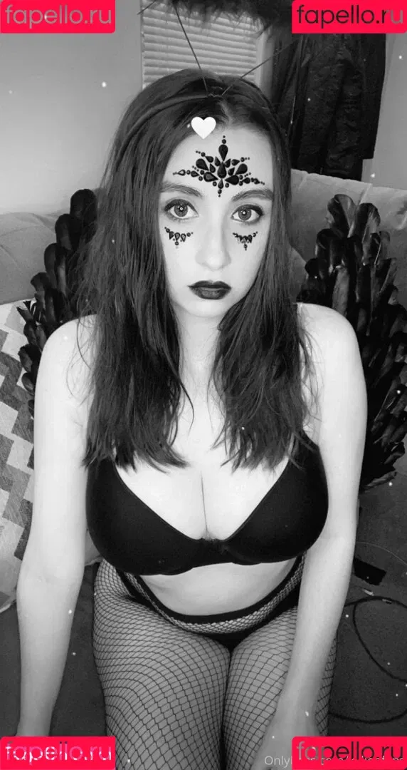 KylieeOW / kylieefans Onlyfans Photo Gallery 
