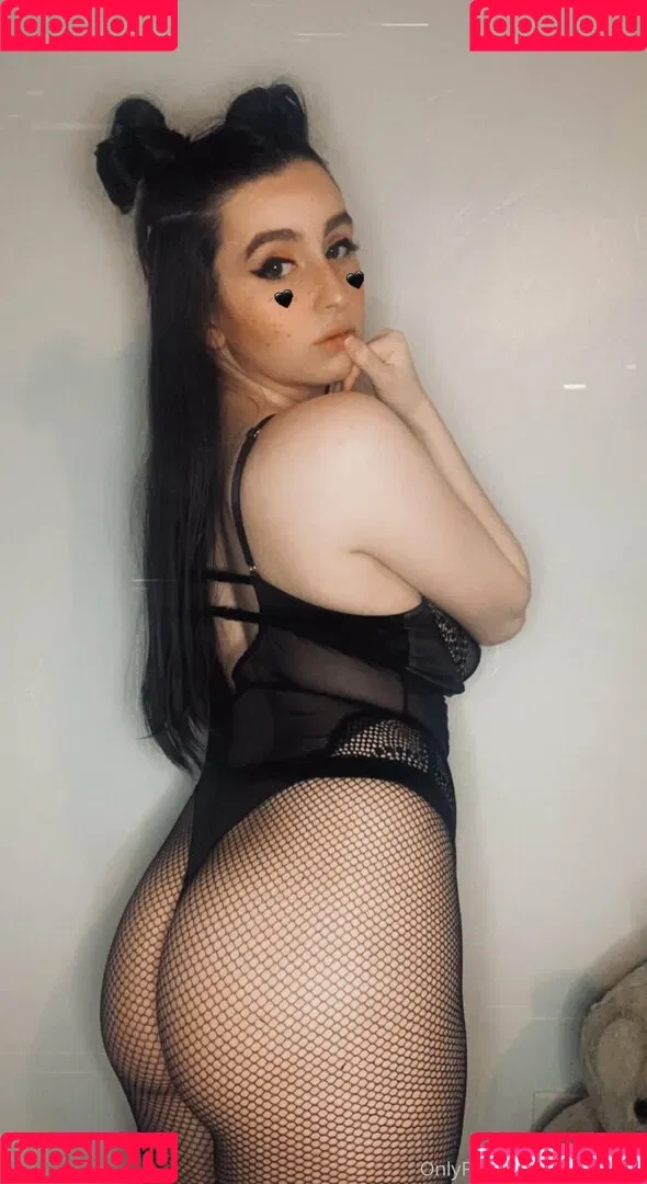 KylieeOW / kylieefans Onlyfans Photo Gallery 