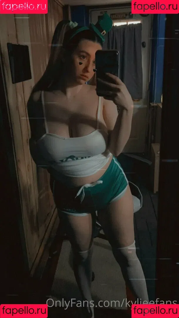 KylieeOW / kylieefans Onlyfans Photo Gallery 