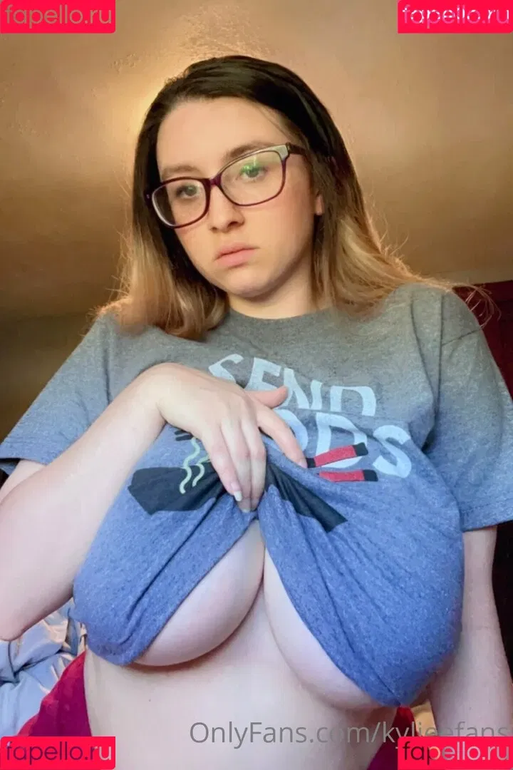 KylieeOW / kylieefans Onlyfans Photo Gallery 
