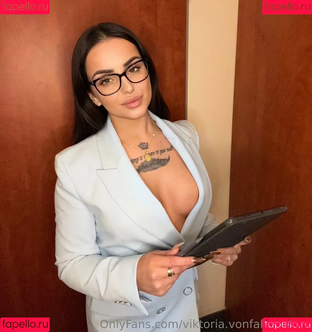 golfclub_hannover / viktoria.vonfalkenstein Onlyfans Photo Gallery 