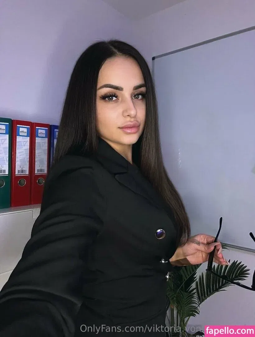 golfclub_hannover / viktoria.vonfalkenstein Onlyfans Photo Gallery 