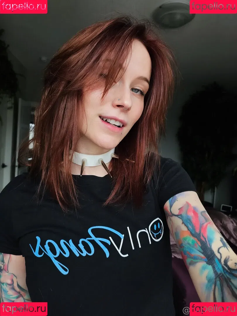 Catziilla / catzii / cptamaziing Onlyfans Photo Gallery 