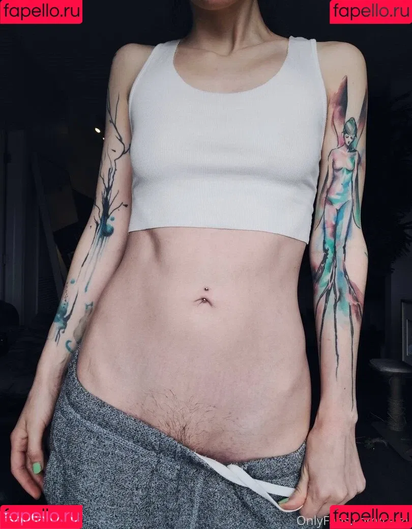 Catziilla / catzii / cptamaziing Onlyfans Photo Gallery 