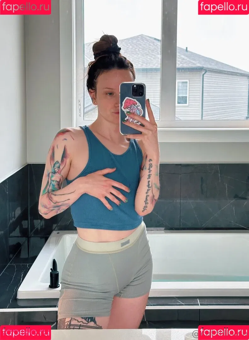 Catziilla / catzii / cptamaziing Onlyfans Photo Gallery 