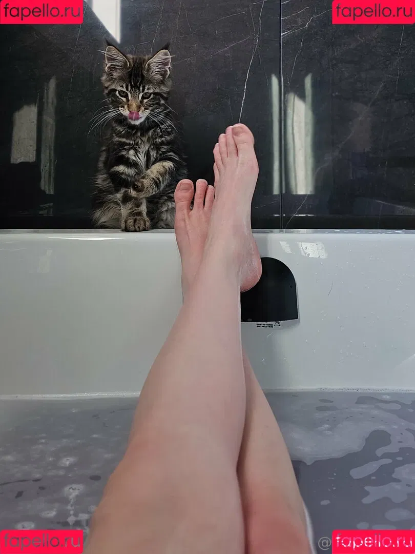 Catziilla / catzii / cptamaziing Onlyfans Photo Gallery 