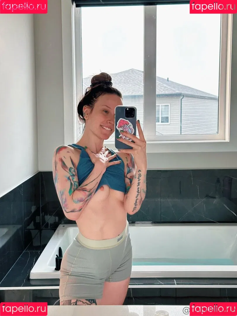 Catziilla / catzii / cptamaziing Onlyfans Photo Gallery 