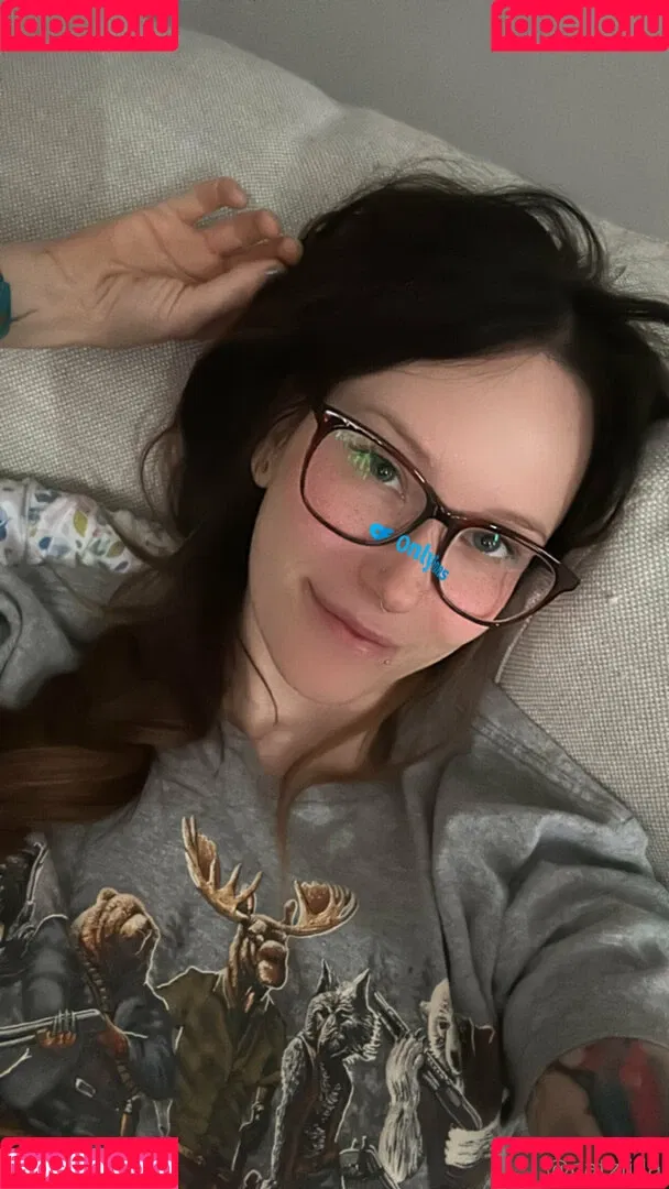 Catziilla / catzii / cptamaziing Onlyfans Photo Gallery 