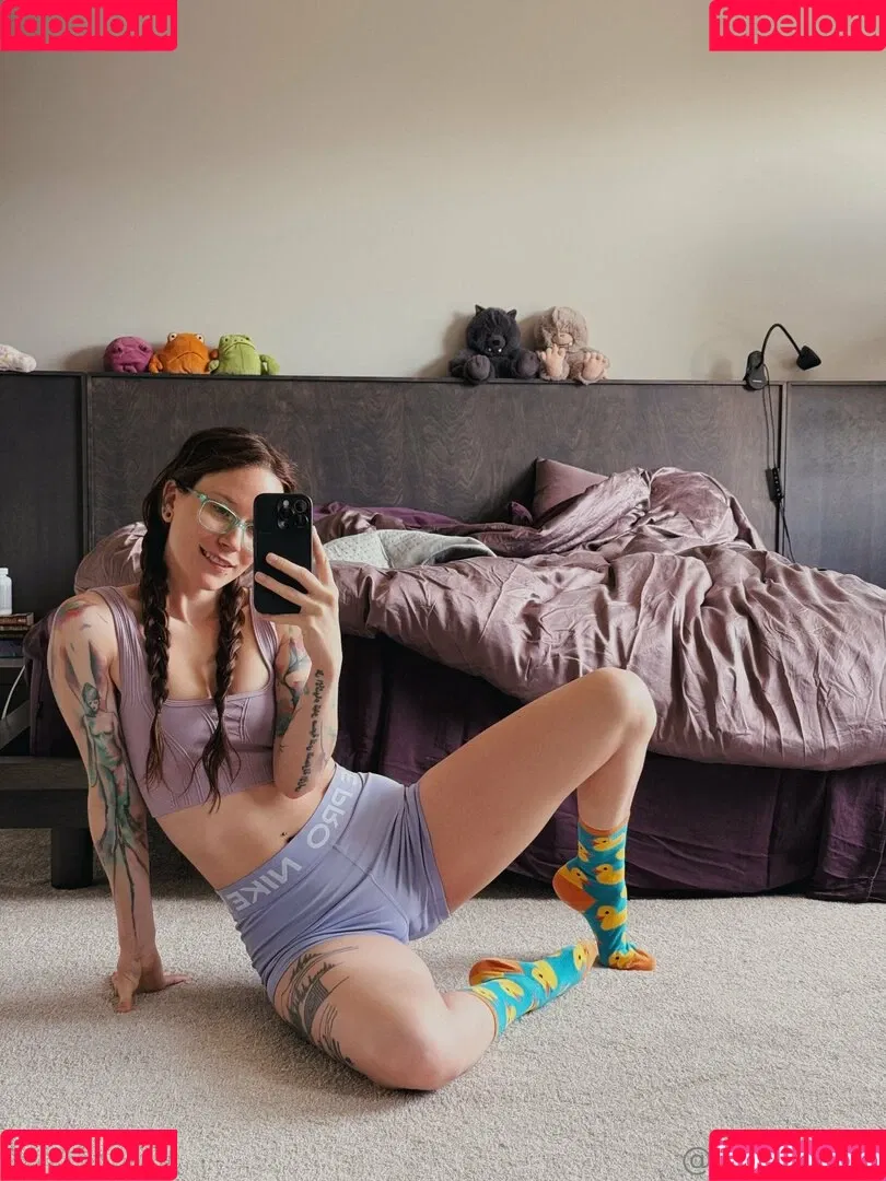 Catziilla / catzii / cptamaziing Onlyfans Photo Gallery 
