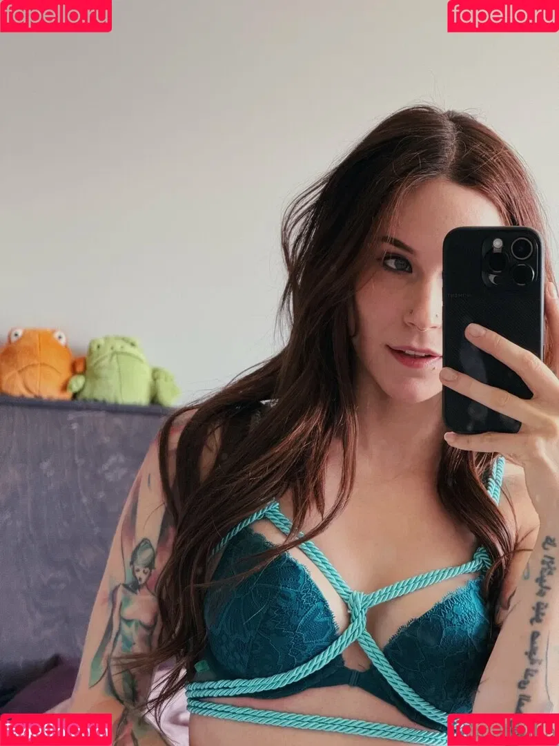Catziilla / catzii / cptamaziing Onlyfans Photo Gallery 