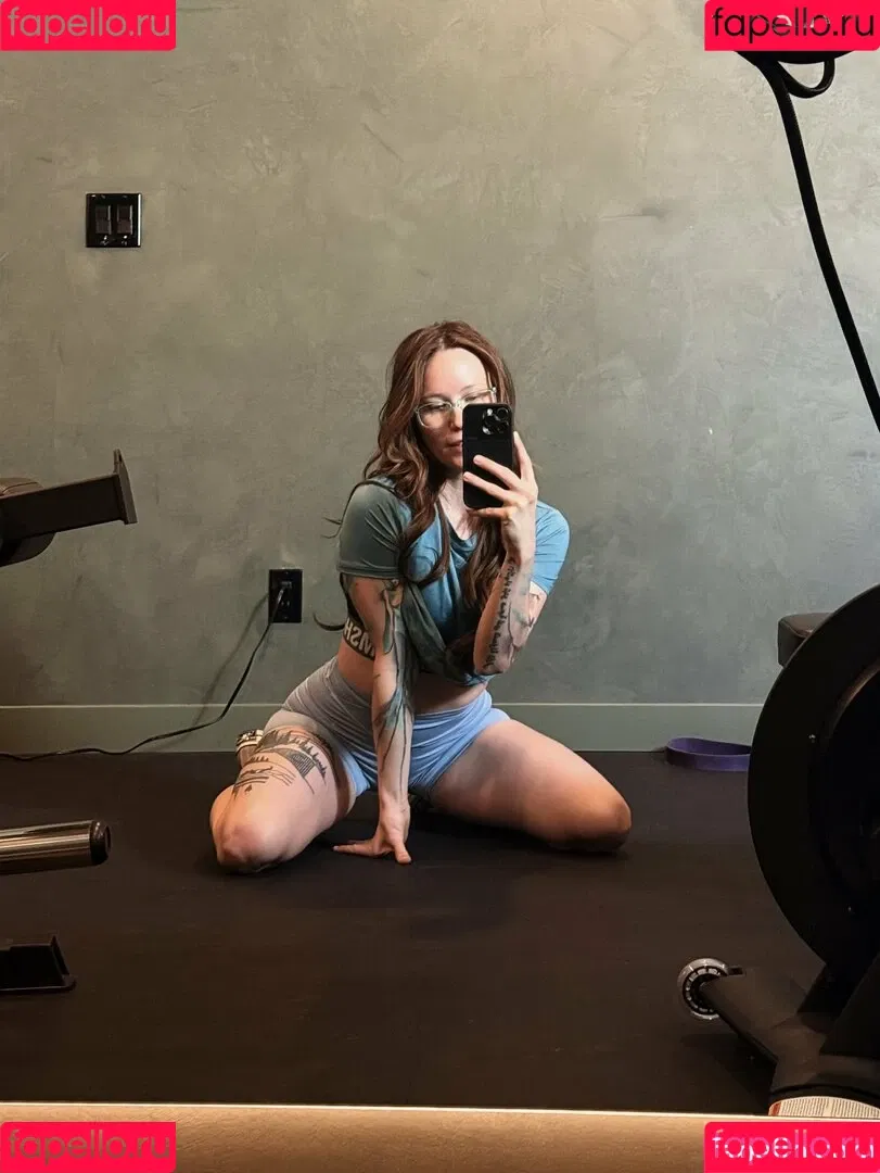 Catziilla / catzii / cptamaziing Onlyfans Photo Gallery 