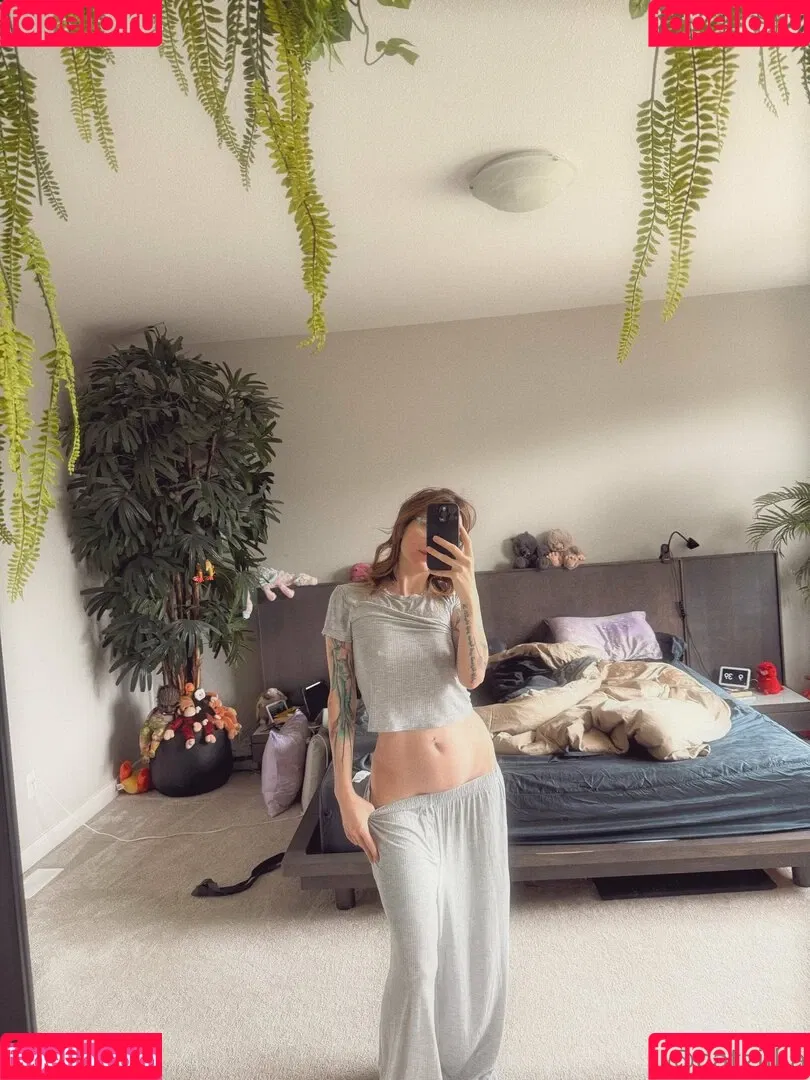 Catziilla / catzii / cptamaziing Onlyfans Photo Gallery 