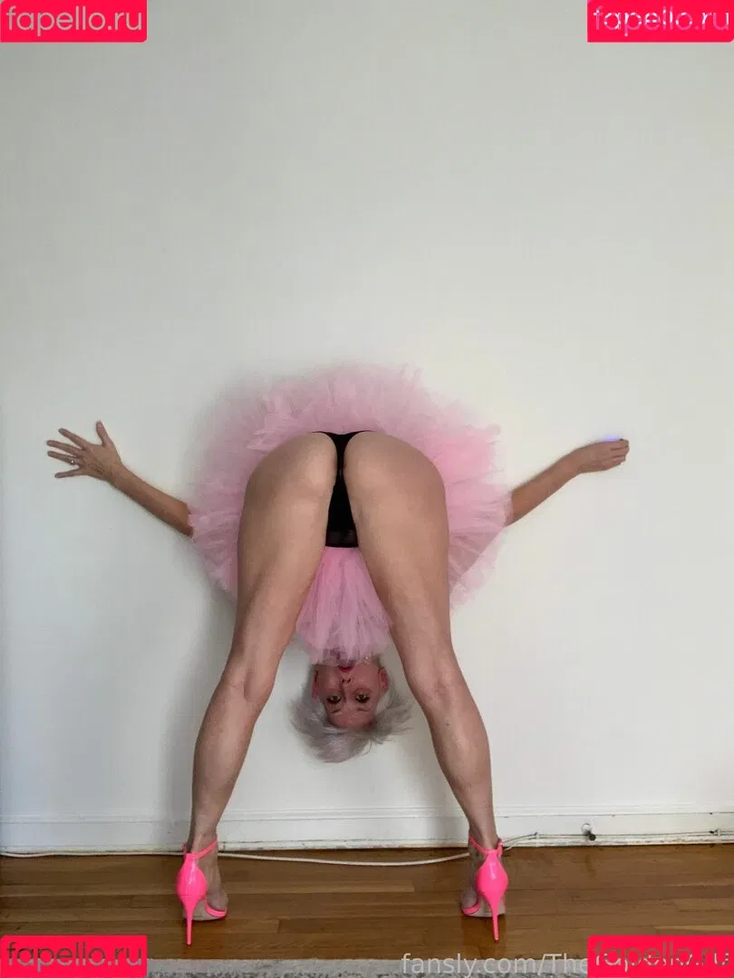 TheGoldenGilf / https: / viktoria_winslow Onlyfans Photo Gallery 