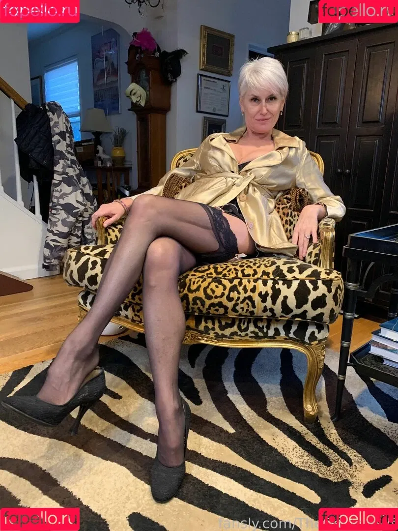 TheGoldenGilf / https: / viktoria_winslow Onlyfans Photo Gallery 