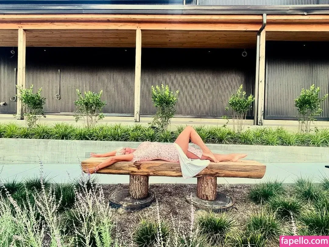 TheGoldenGilf / https: / viktoria_winslow Onlyfans Photo Gallery 