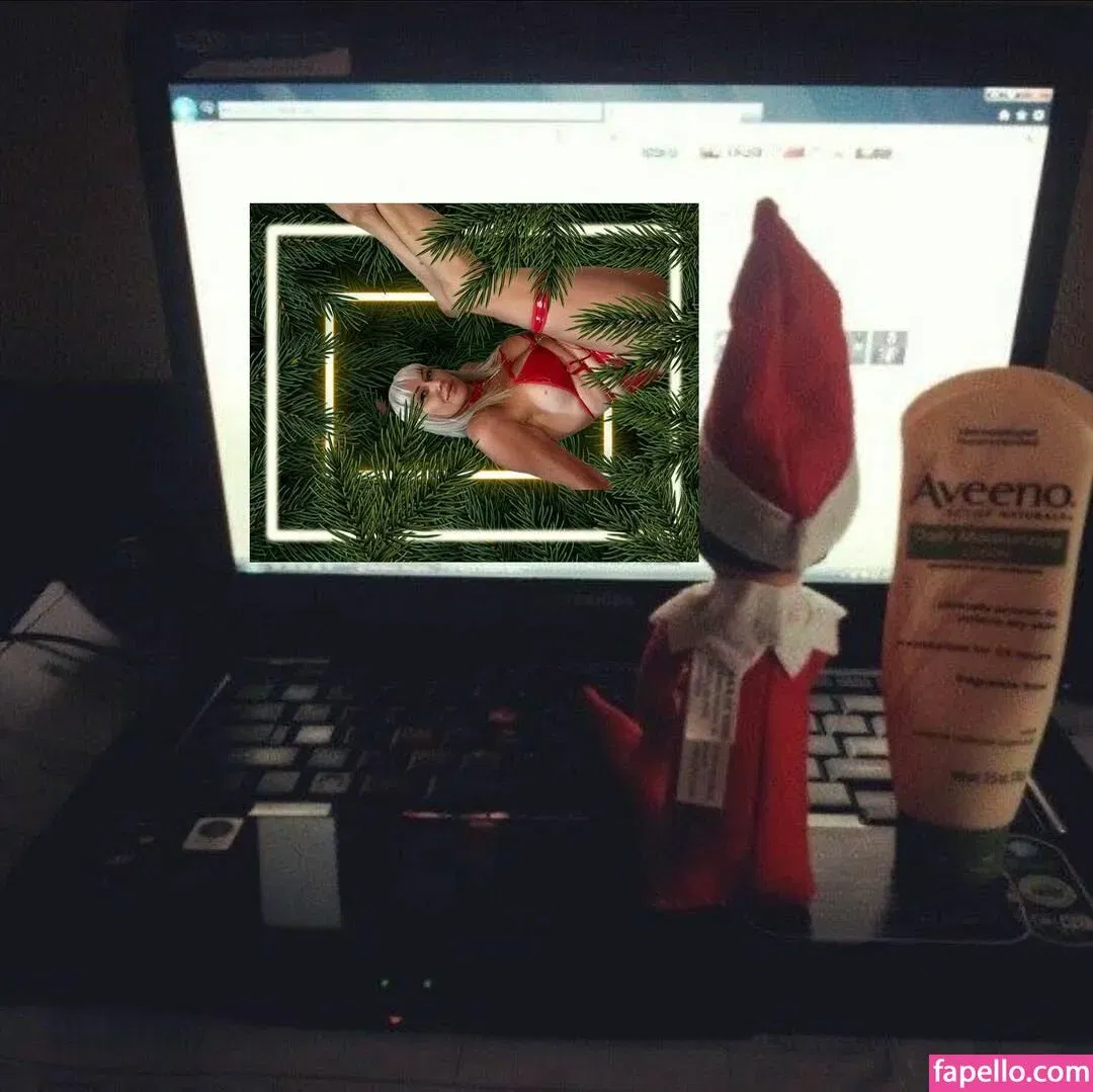 TheGoldenGilf / https: / viktoria_winslow Onlyfans Photo Gallery 