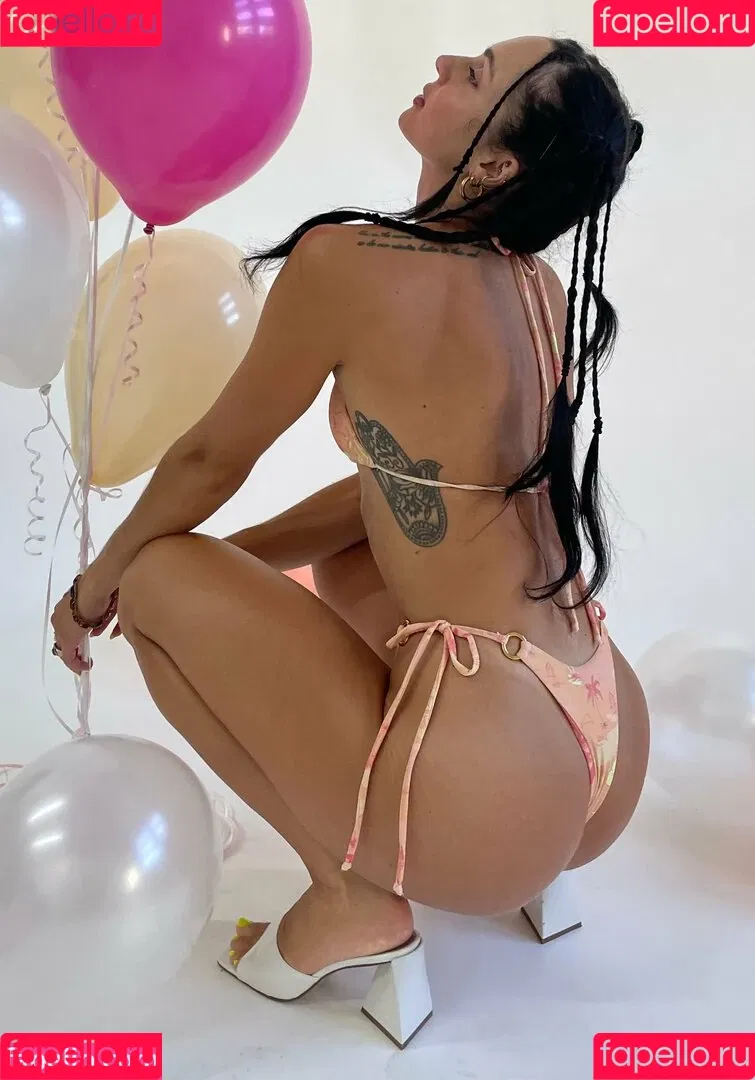 Gabby Scheyen / gabbygoessling / gabbyschey Onlyfans Photo Gallery 