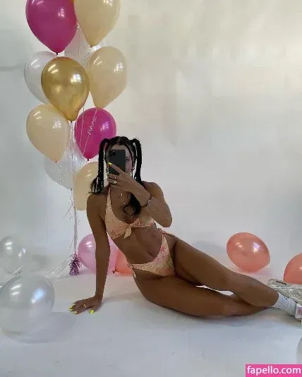 Gabby Scheyen / gabbygoessling / gabbyschey Onlyfans Photo Gallery 