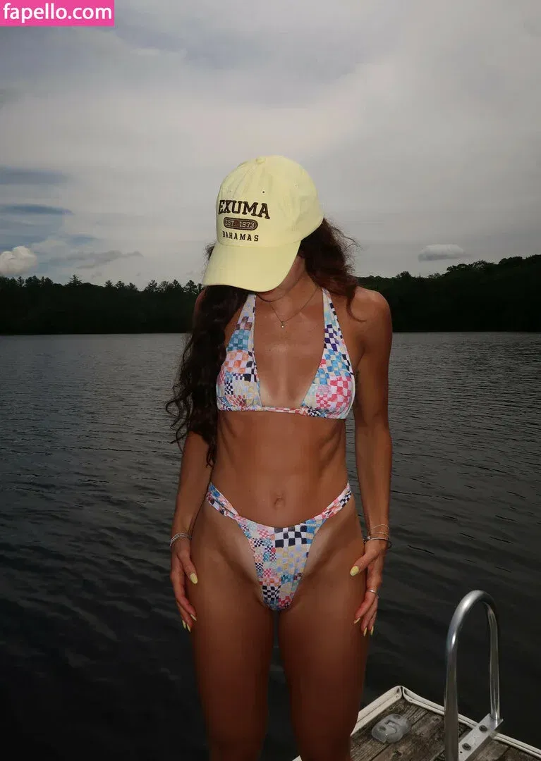 Gabby Scheyen / gabbygoessling / gabbyschey Onlyfans Photo Gallery 