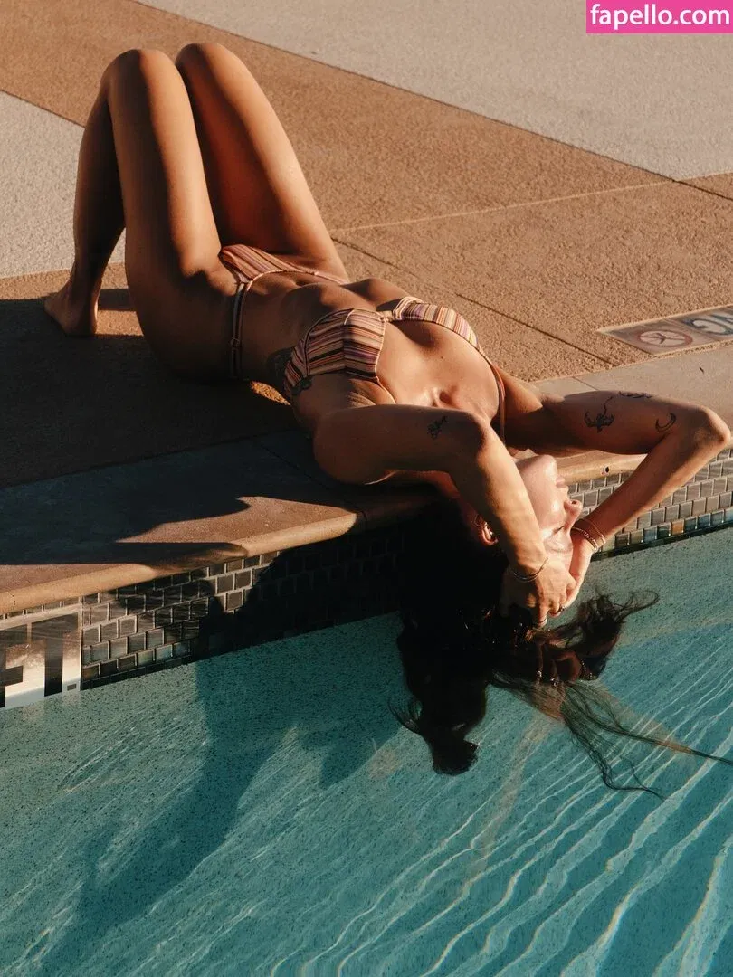 Gabby Scheyen / gabbygoessling / gabbyschey Onlyfans Photo Gallery 