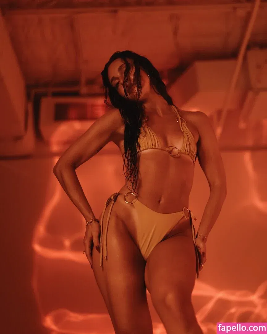 Gabby Scheyen / gabbygoessling / gabbyschey Onlyfans Photo Gallery 