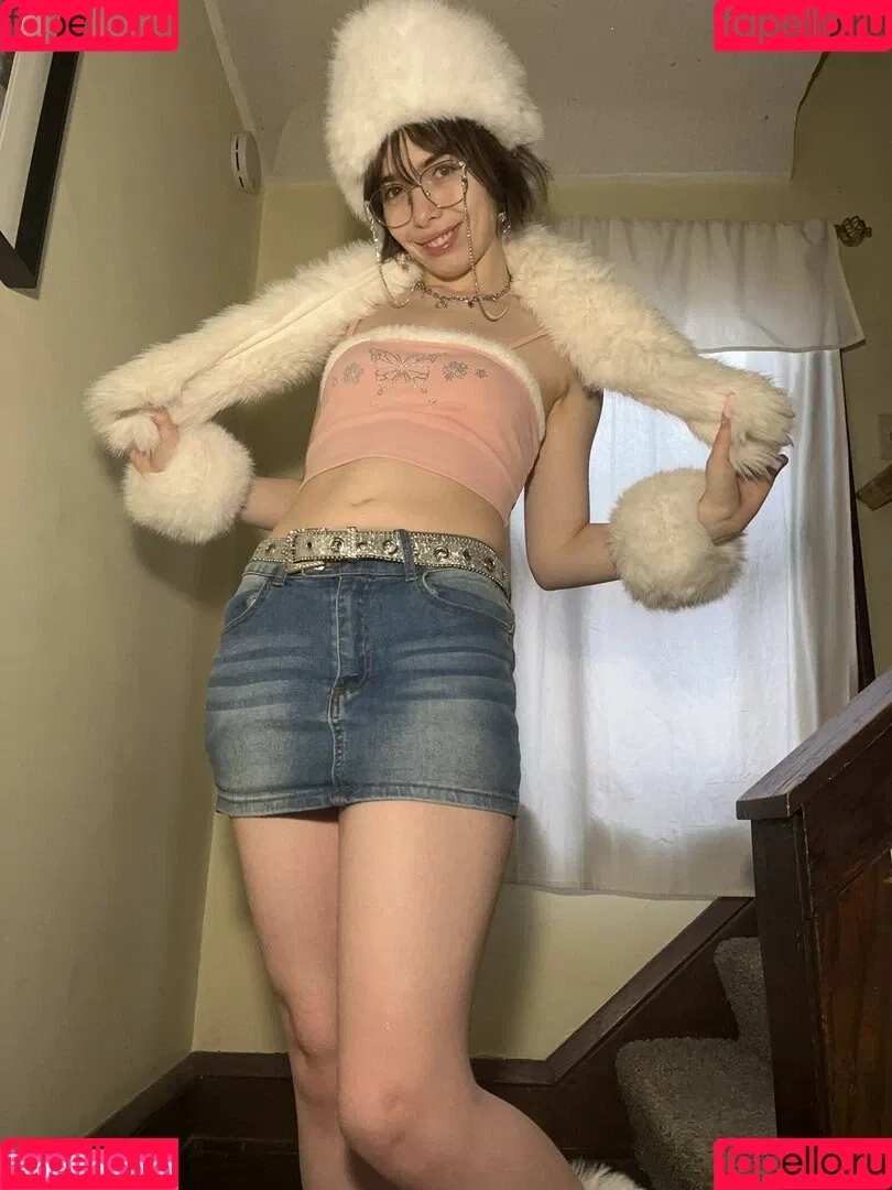 Princessemmagrace / emmamurabito / mightytinyginger Onlyfans Photo Gallery 