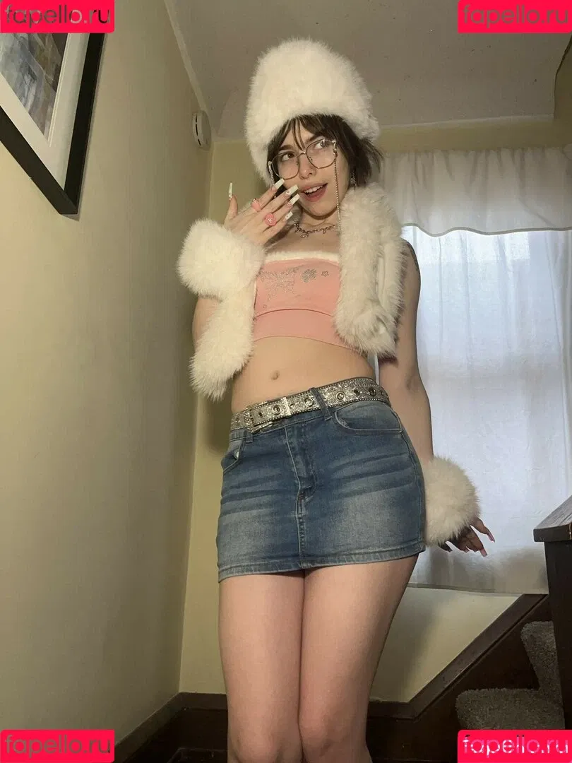 Princessemmagrace / emmamurabito / mightytinyginger Onlyfans Photo Gallery 
