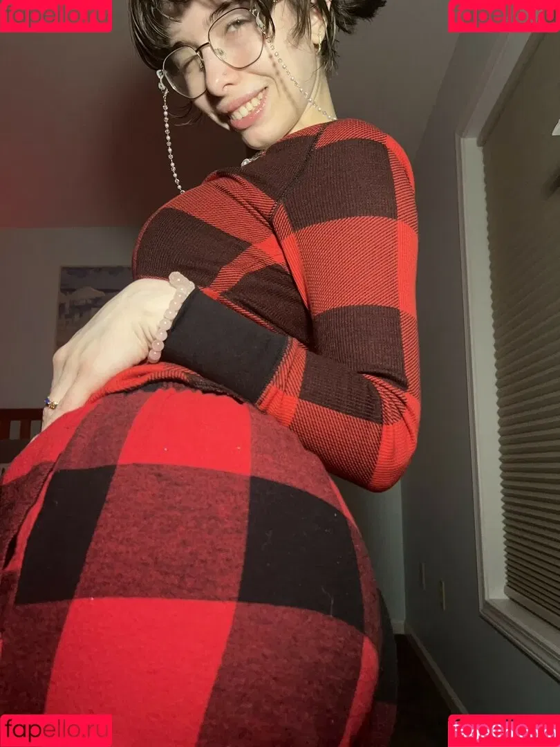 Princessemmagrace / emmamurabito / mightytinyginger Onlyfans Photo Gallery 