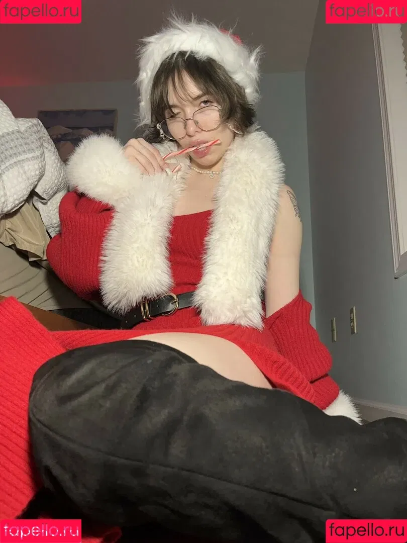 Princessemmagrace / emmamurabito / mightytinyginger Onlyfans Photo Gallery 
