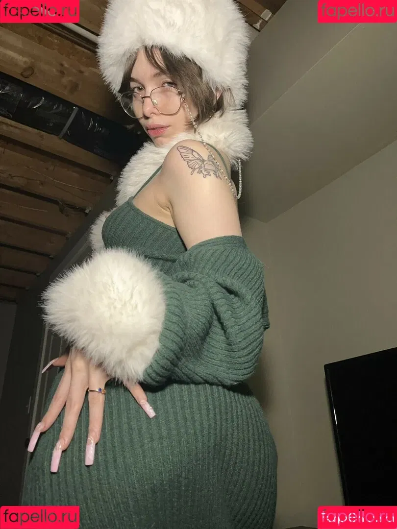 Princessemmagrace / emmamurabito / mightytinyginger Onlyfans Photo Gallery 