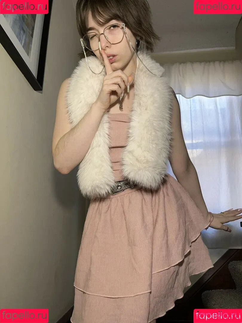 Princessemmagrace / emmamurabito / mightytinyginger Onlyfans Photo Gallery 