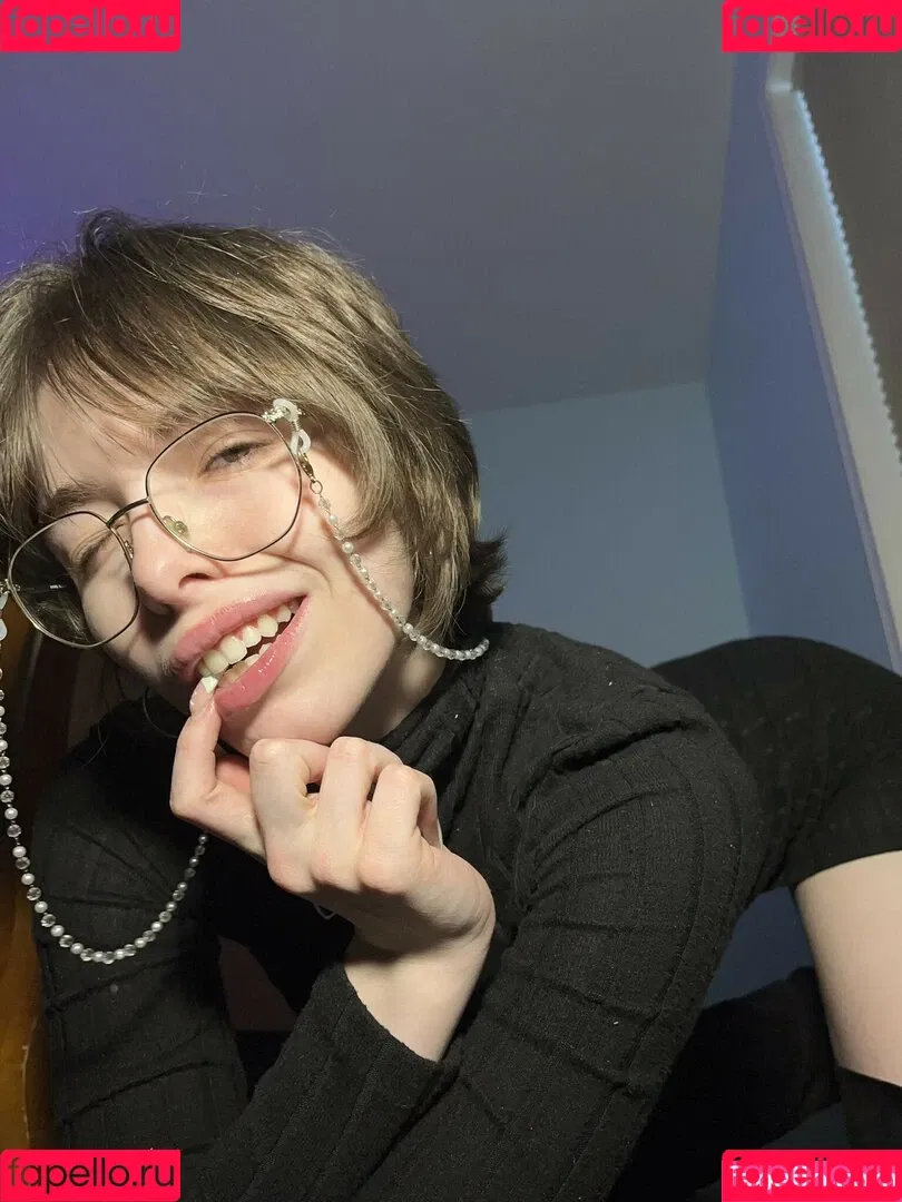 Princessemmagrace / emmamurabito / mightytinyginger Onlyfans Photo Gallery 