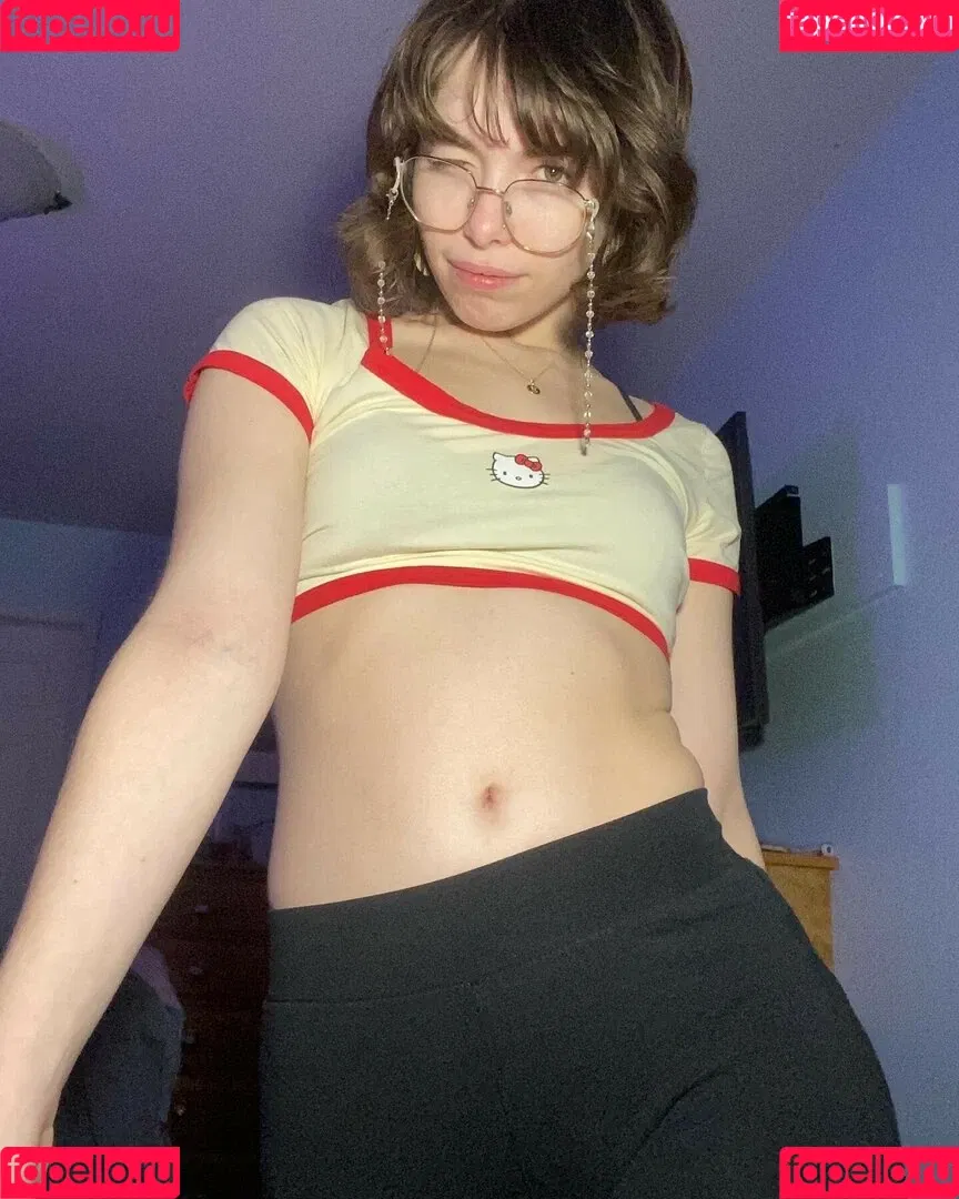 Princessemmagrace / emmamurabito / mightytinyginger Onlyfans Photo Gallery 