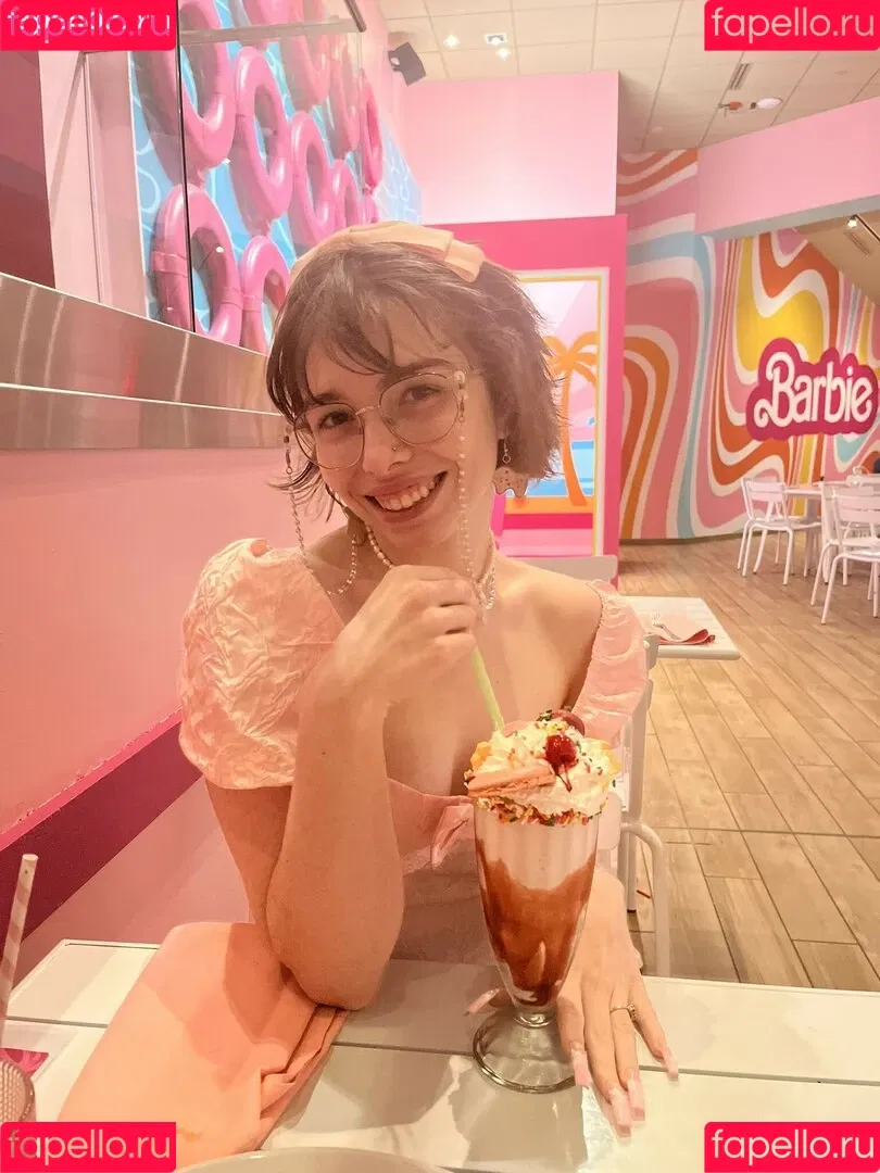 Princessemmagrace / emmamurabito / mightytinyginger Onlyfans Photo Gallery 