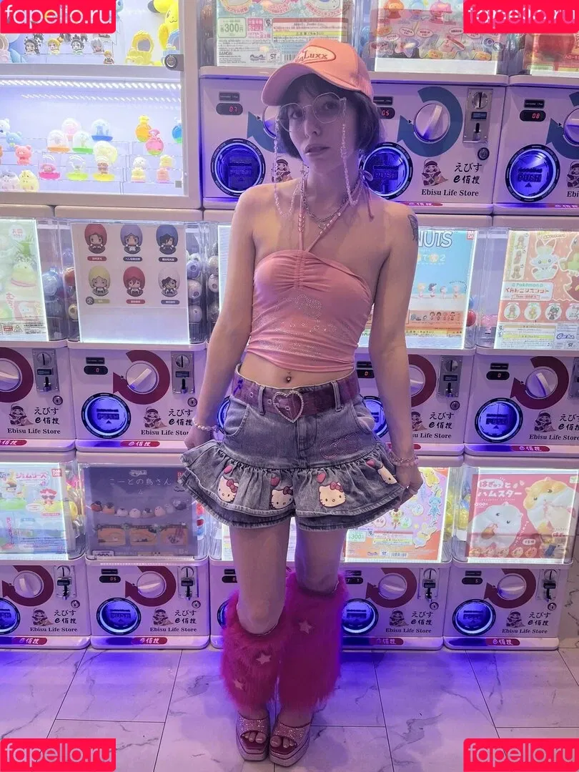 Princessemmagrace / emmamurabito / mightytinyginger Onlyfans Photo Gallery 