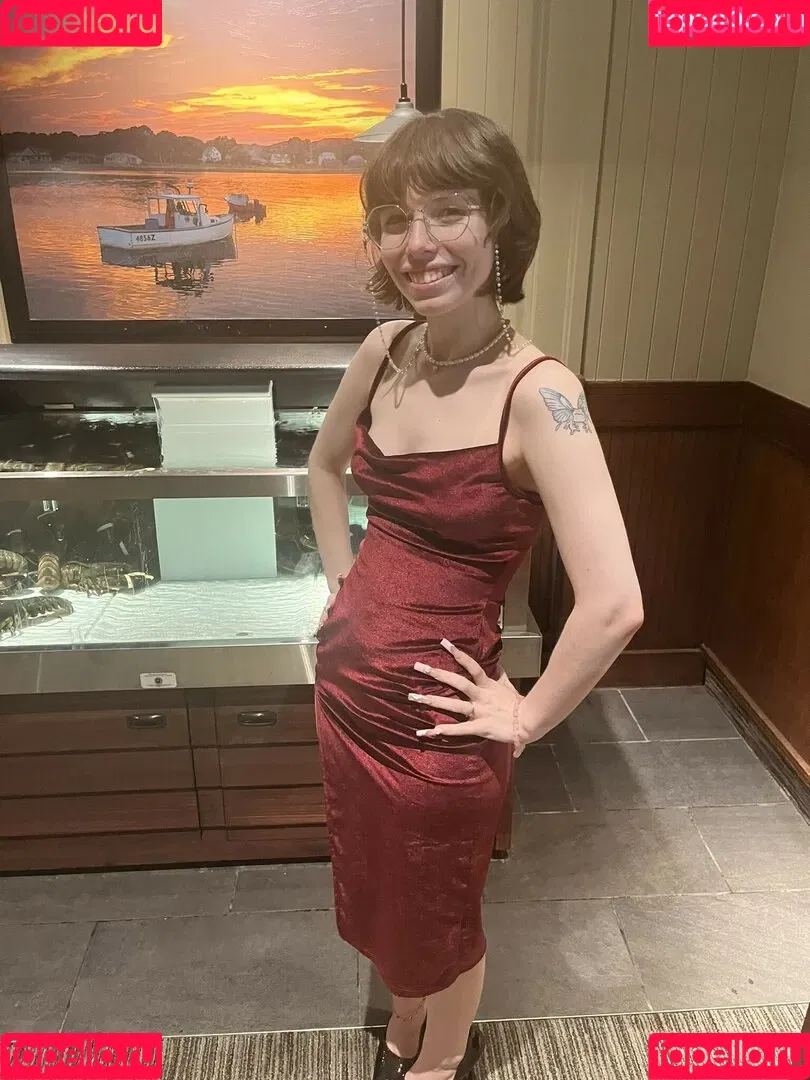 Princessemmagrace / emmamurabito / mightytinyginger Onlyfans Photo Gallery 