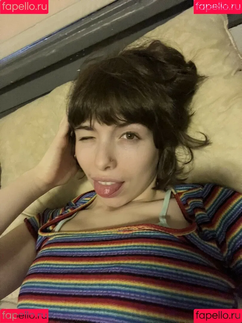 Princessemmagrace / emmamurabito / mightytinyginger Onlyfans Photo Gallery 