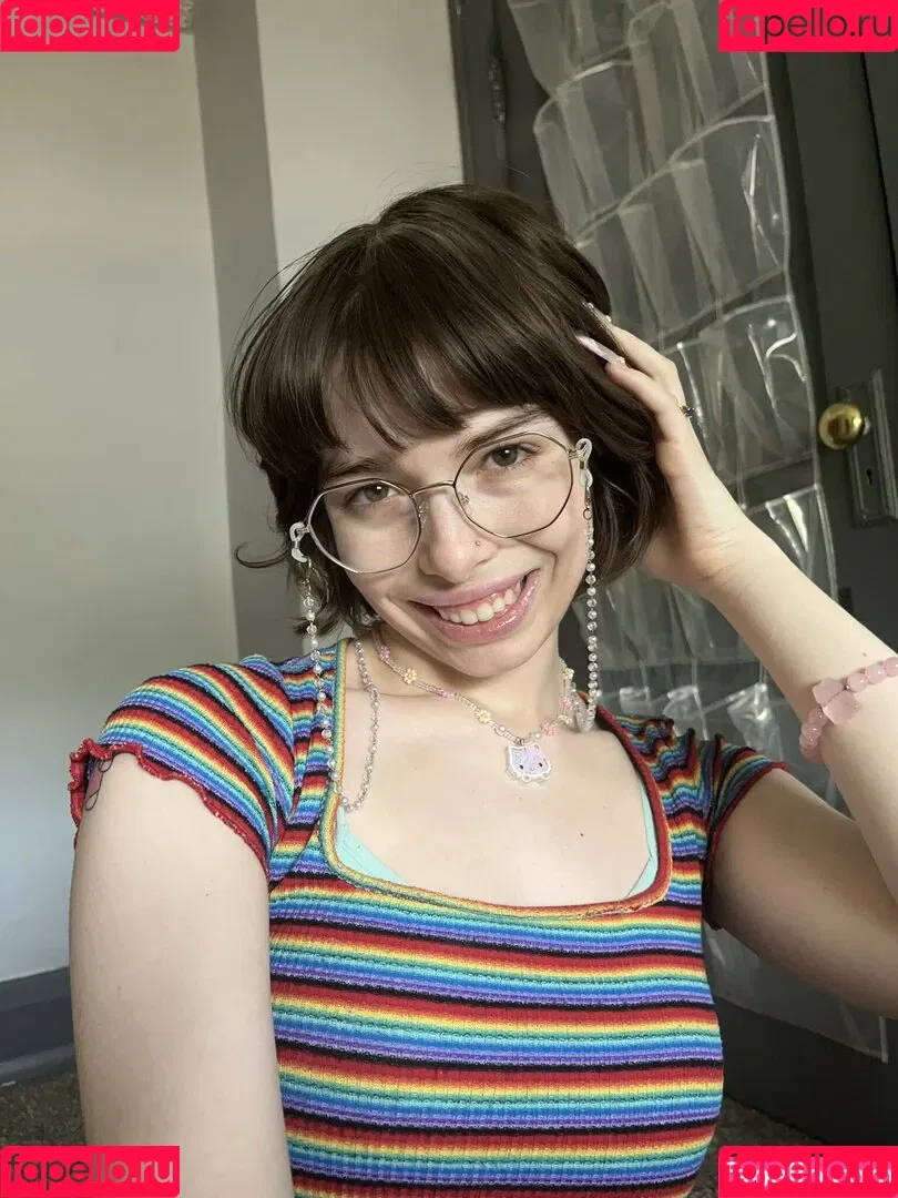 Princessemmagrace / emmamurabito / mightytinyginger Onlyfans Photo Gallery 