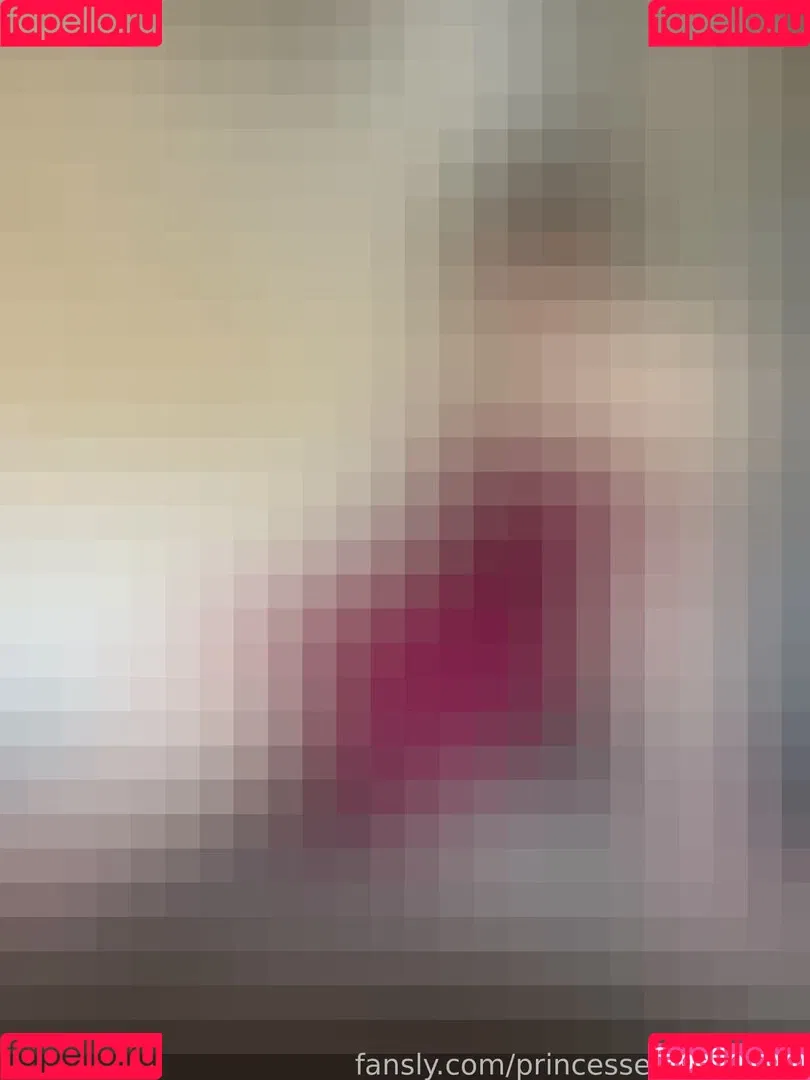 Princessemmagrace / emmamurabito / mightytinyginger Onlyfans Photo Gallery 