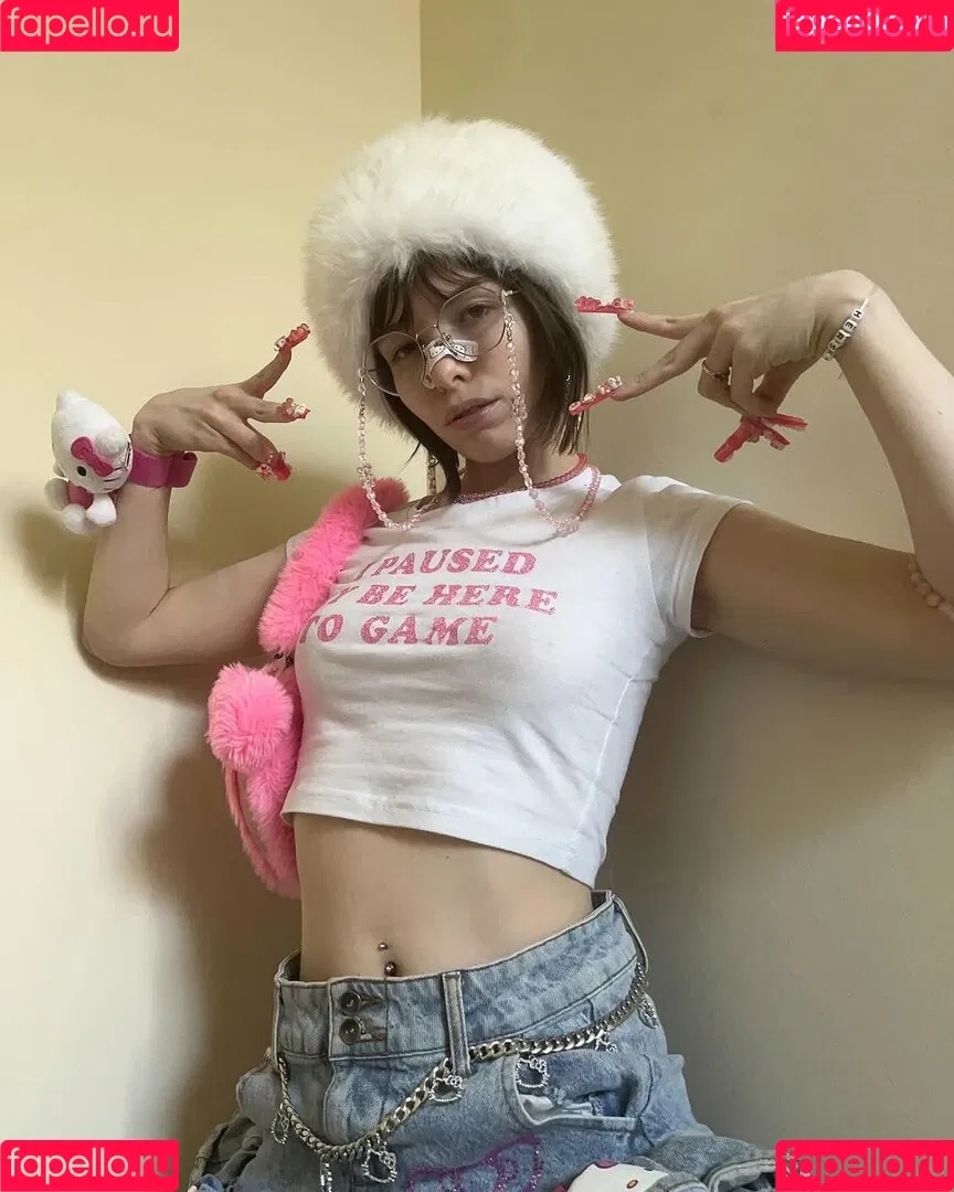 Princessemmagrace / emmamurabito / mightytinyginger Onlyfans Photo Gallery 