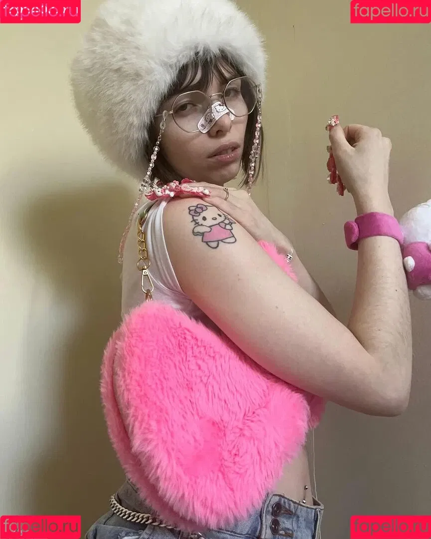 Princessemmagrace / emmamurabito / mightytinyginger Onlyfans Photo Gallery 