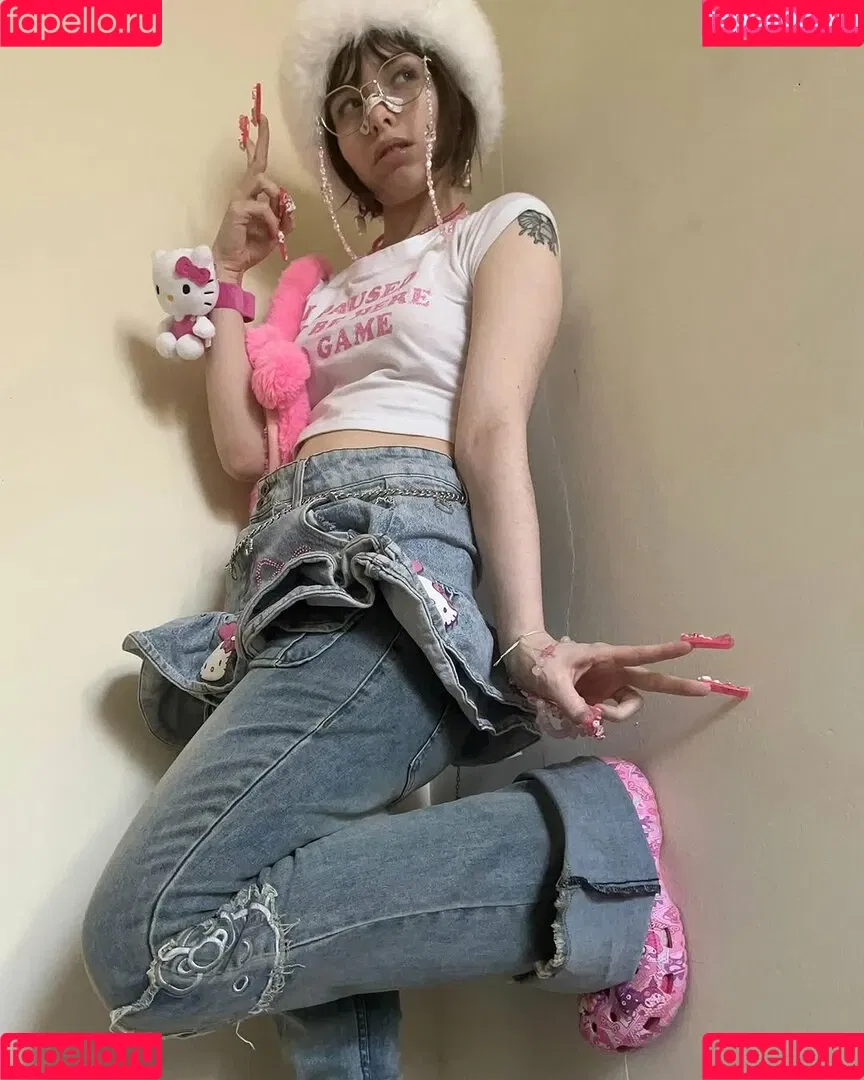 Princessemmagrace / emmamurabito / mightytinyginger Onlyfans Photo Gallery 