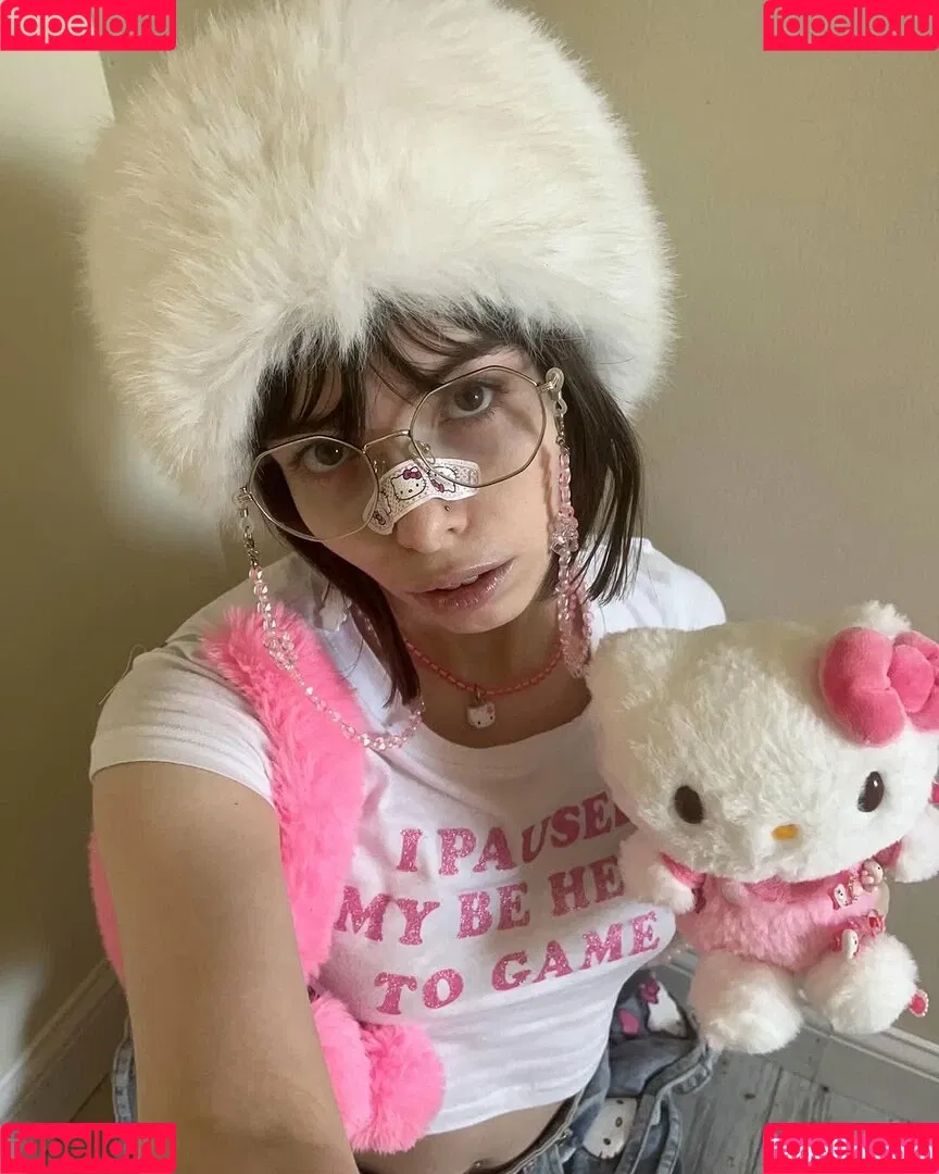 Princessemmagrace / emmamurabito / mightytinyginger Onlyfans Photo Gallery 