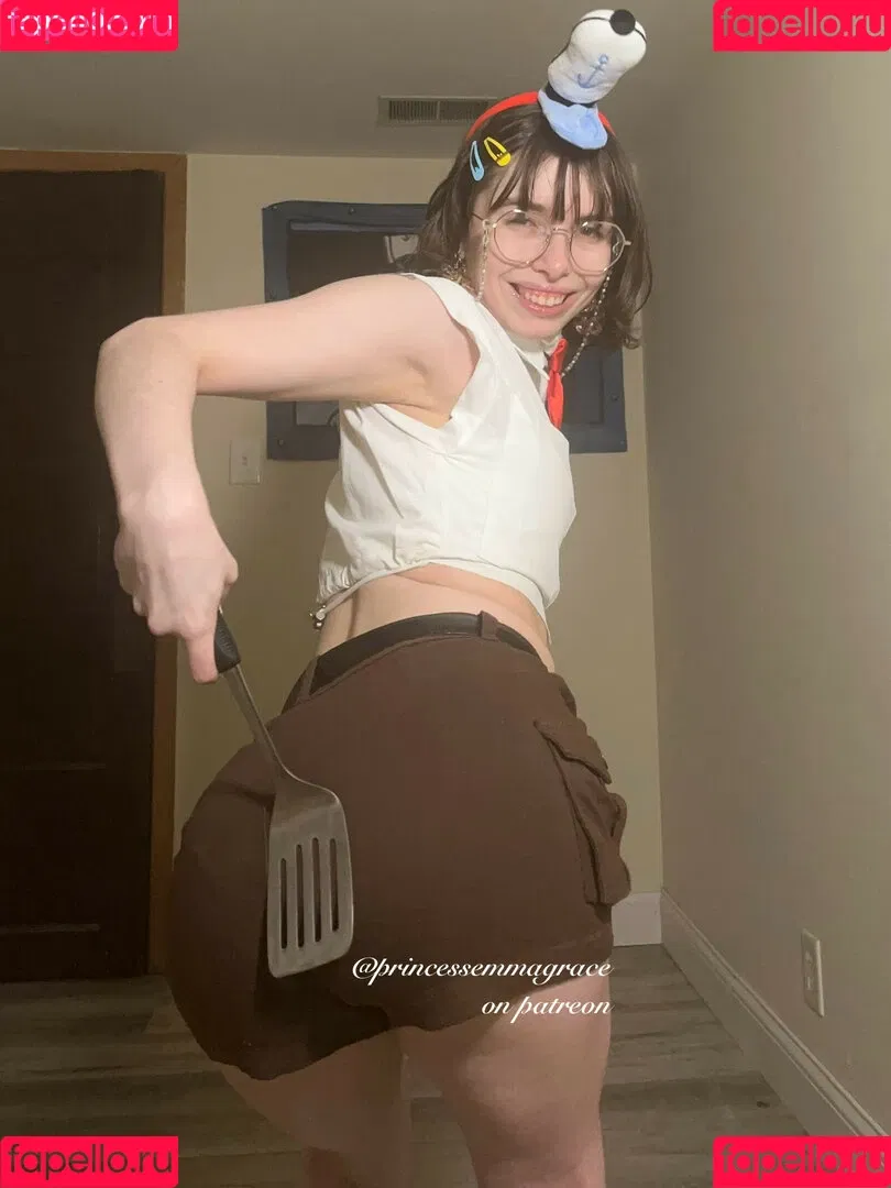 Princessemmagrace / emmamurabito / mightytinyginger Onlyfans Photo Gallery 