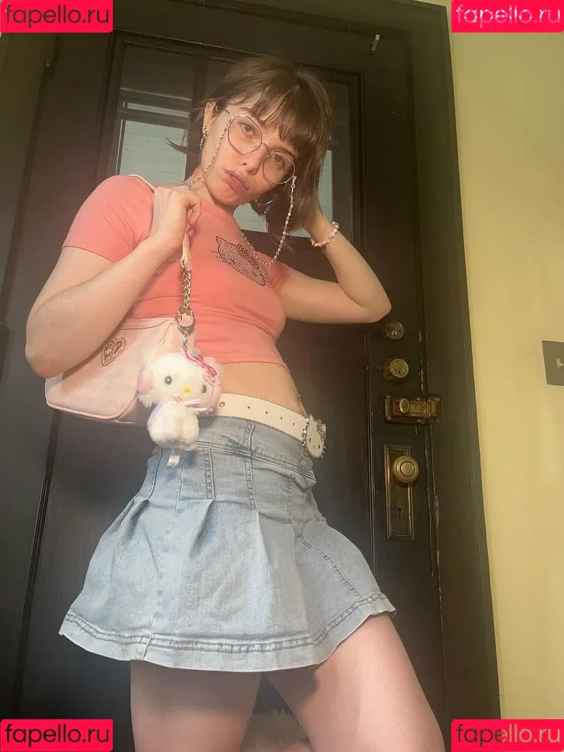 Princessemmagrace / emmamurabito / mightytinyginger Onlyfans Photo Gallery 