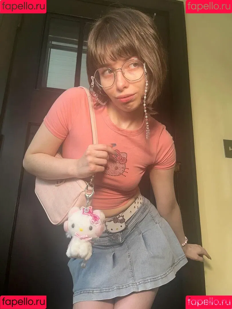 Princessemmagrace / emmamurabito / mightytinyginger Onlyfans Photo Gallery 