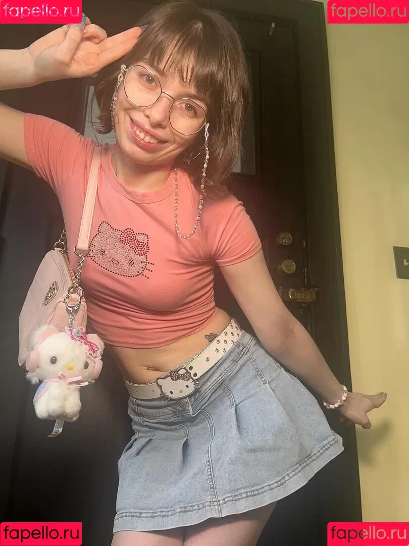 Princessemmagrace / emmamurabito / mightytinyginger Onlyfans Photo Gallery 